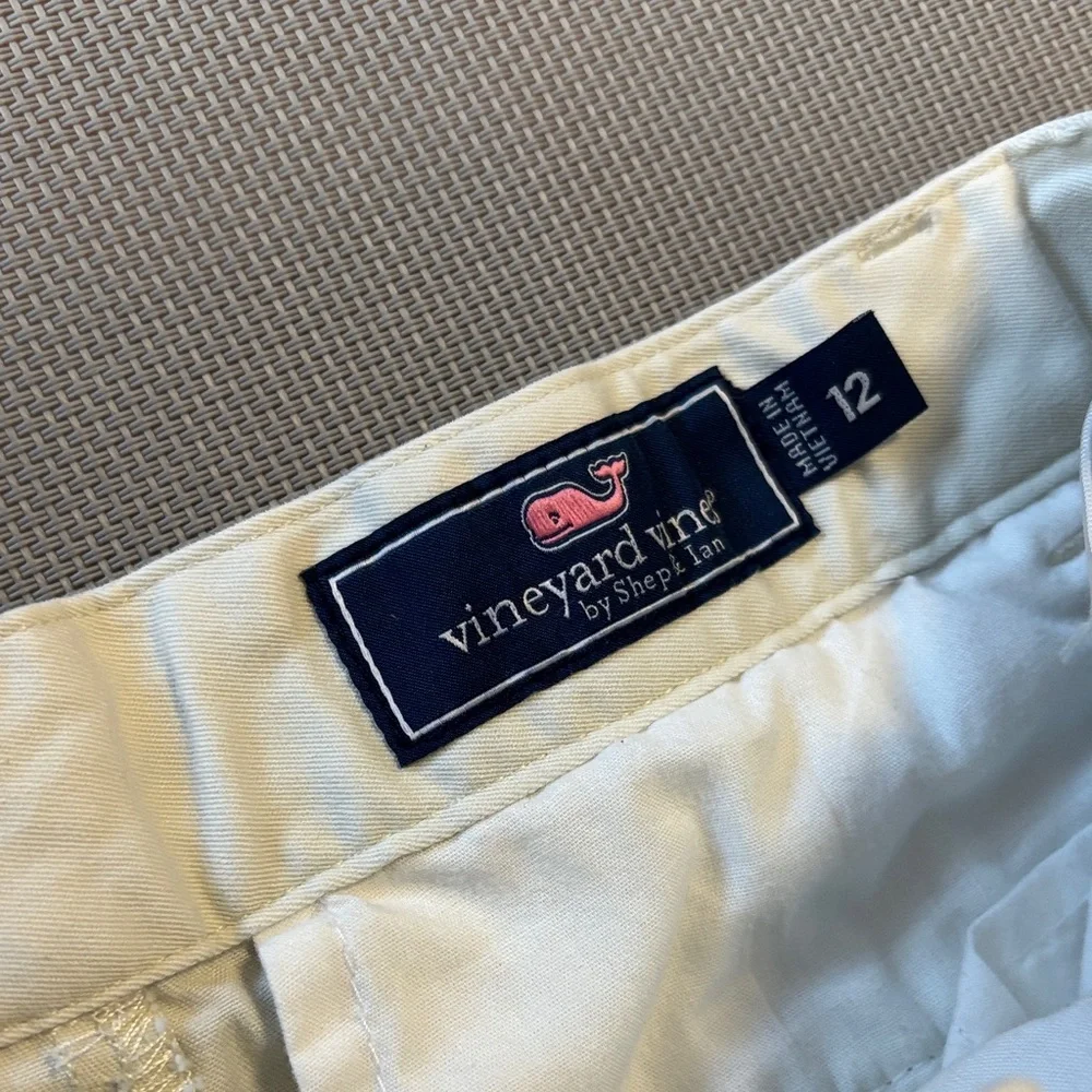Vineyard Vines boy’s size 12 Khaki Chinos adjustable waistband